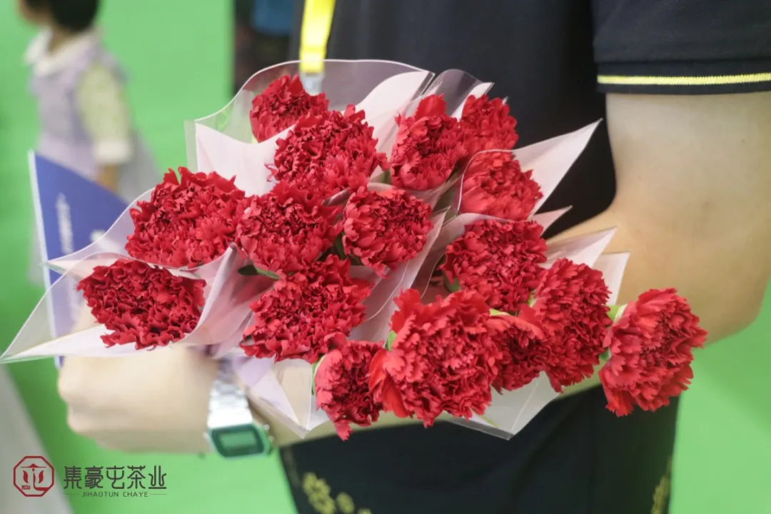 母親節(jié),讓我們以茶敬愛